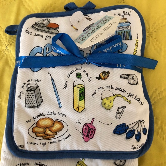 Chanukah: pot holder, oven mitt, tea towel, bag - Picture 4 of 13